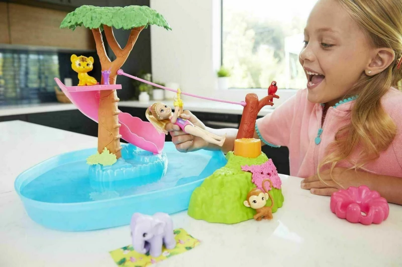 Barbie Τσέλσι Παιχνίδι Στο Ποτάμι
