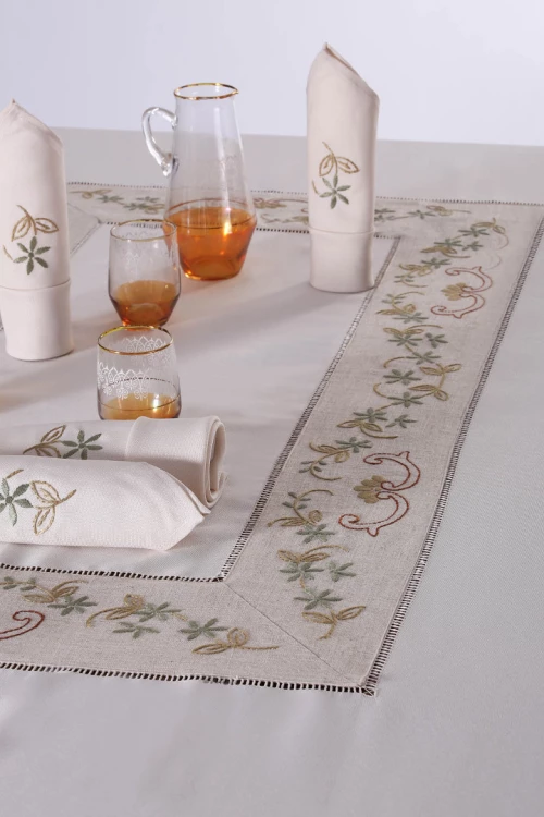 Χειροποίητο Τραπεζομάντηλο 309 (170cm X 170cm) - -
