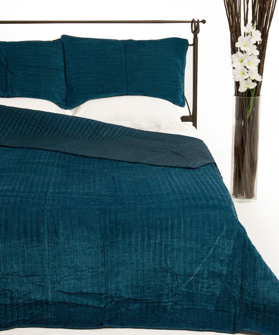 Κουβερλι Σετ (220cm X 240cm + 2 X 50cm X 70cm) Velvet Ράφ - -