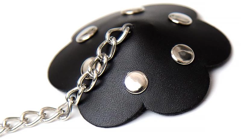 FETISH ADDICT SELF-ADHESIVE FLOWER SHAPED NIPPLE COVER WITH CHAIN
