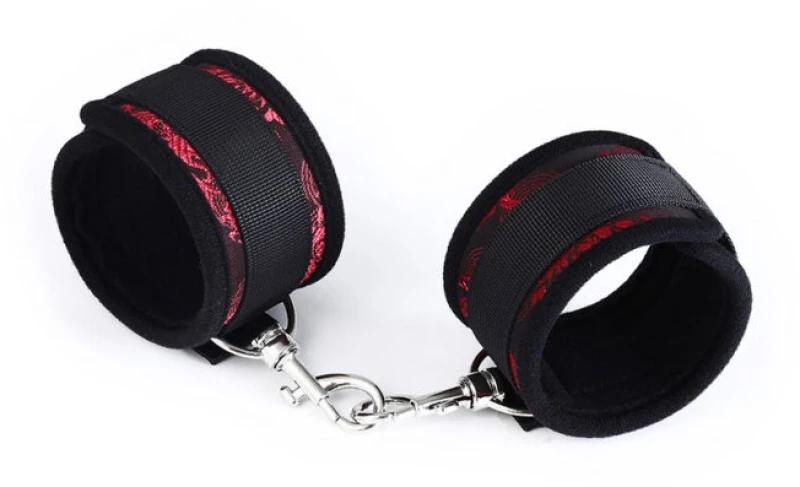 ΧΕΙΡΟΠΕΔΕΣ OHMAMA SCANDAL WRIST RESTRAINTS