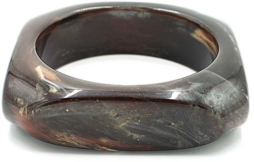 ΚΟΚΚΑΛΙΝΟ ΒΡΑΧΙΟΛΙ σε χρώμα μαύρο με καφέ νερά.