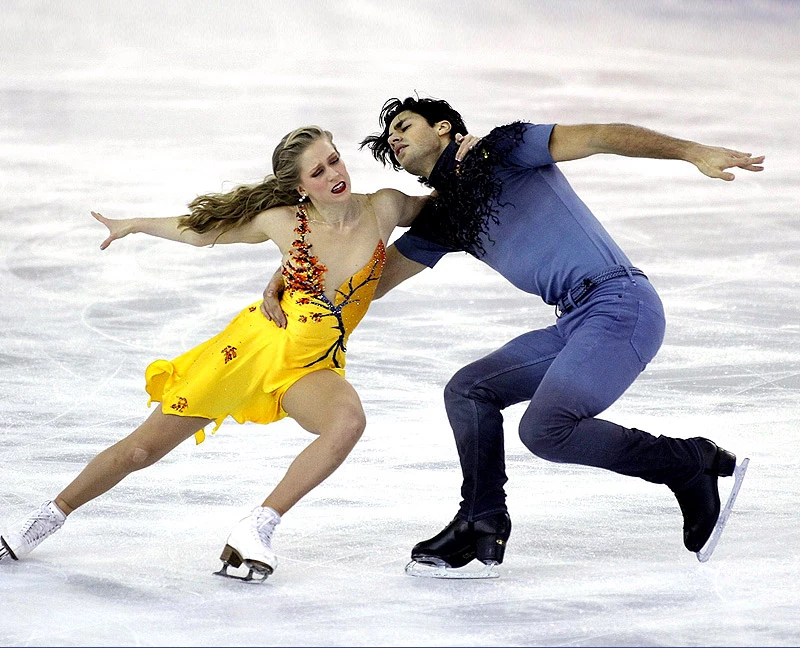 Είσοδος στο παγοδρόμιο Ice n' skate + παγοπέδιλα για 6 άτομα