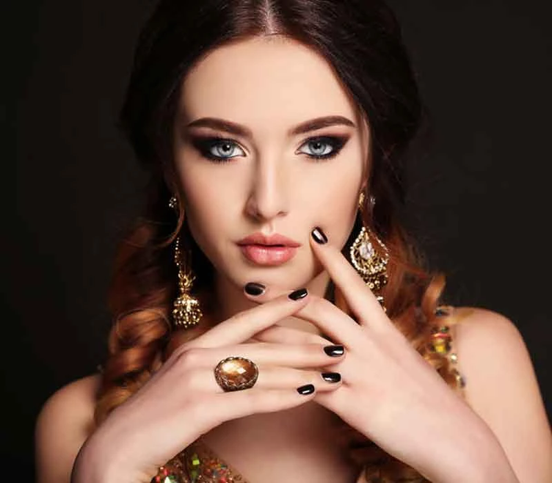 Hair Styling χτένισμα & Long Lasting Manicure για 1 γυναίκα!