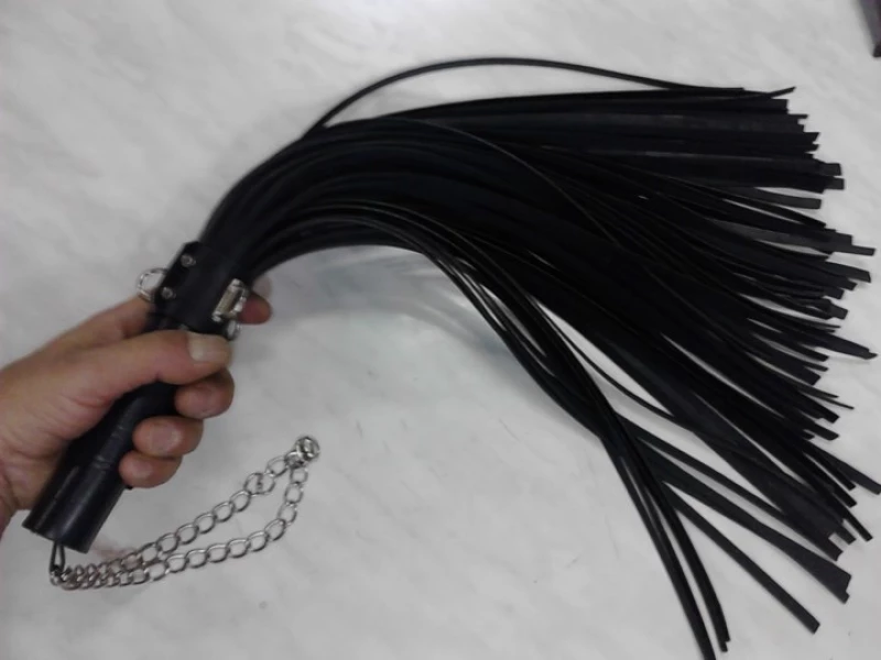 BDSM Μεγάλο, χοντρό και δερμάτινο μαστίγιο μήκους 60 cm