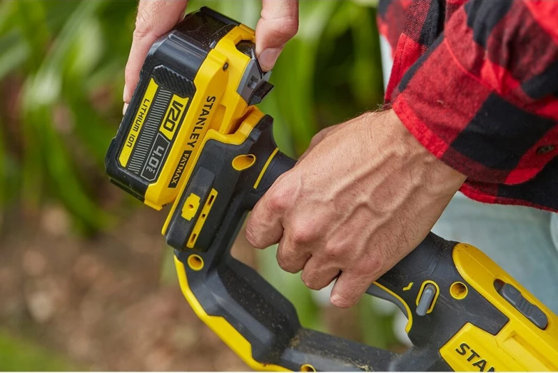 Stanley SFMCST933M1 Χορτοκοπτικό Μπαταρίας Ώμου / Χειρός 18V 4Ah 2.4kg
