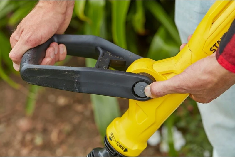 Stanley SFMCST933M1 Χορτοκοπτικό Μπαταρίας Ώμου / Χειρός 18V 4Ah 2.4kg
