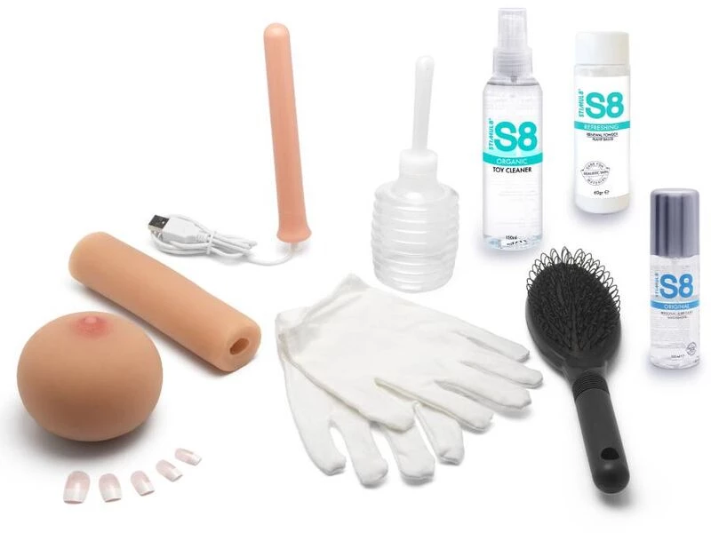 HIDDEN DESIRE - BANGER BABE HELEN
