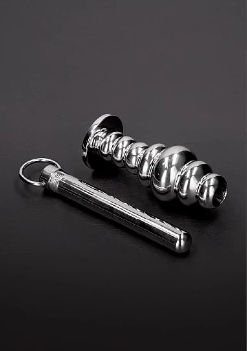 Ribbed Tunnel Butt Plug