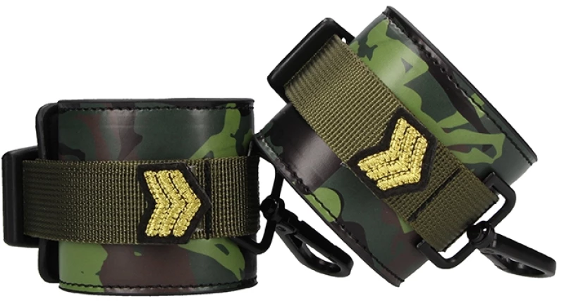 Ouch! Army Bondage Kit