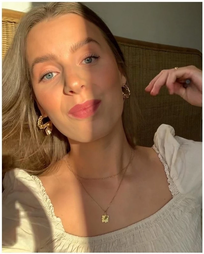 Sandstone - Lipliner Girl Crush / Beauty