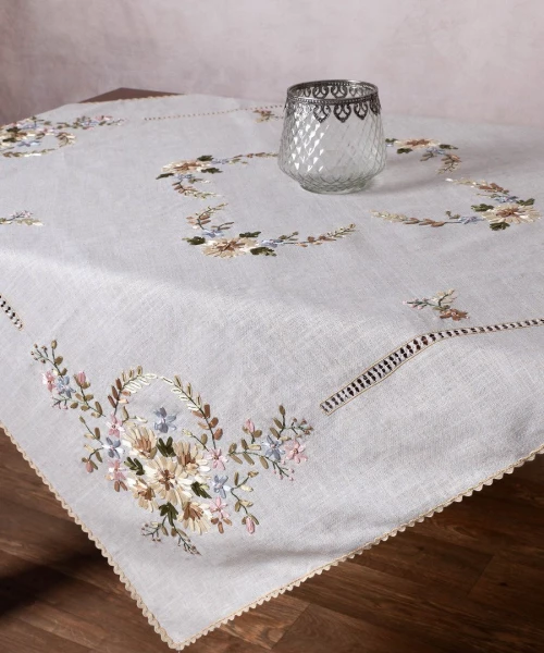 Τραπεζοκαρέ ροκοκό (135cm x 135cm) 3704 Silk Fashion