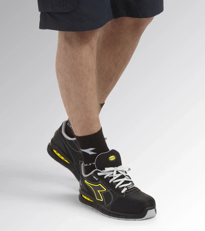 Αδιάβροχο Παπούτσι Ασφαλείας Μαύρο - Diadora Run Net Airbox Matryx Low S3 SRC Black