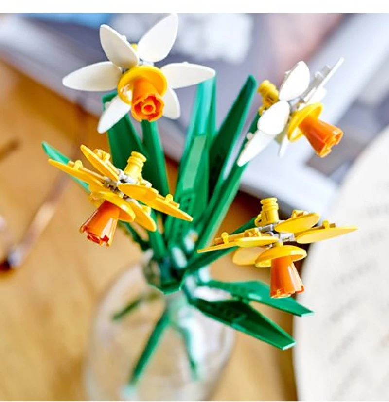 Lego Flowers Daffodils - 40747