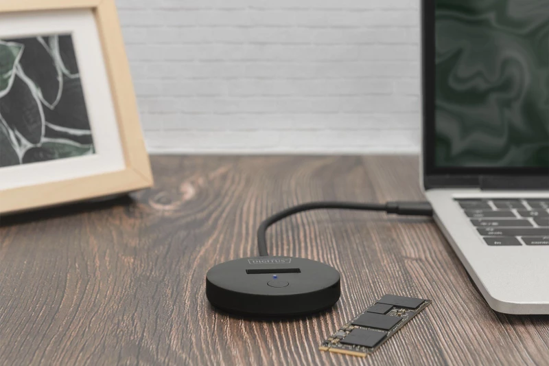 Digitus M.2 NVMe/SATA Docking Station