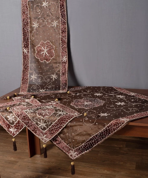 Σετ 4 τεμαχίων (90cm x 90cm, 42cm x 105cm, 2x38cm x 38cm) Ουρανία Καφέ - -