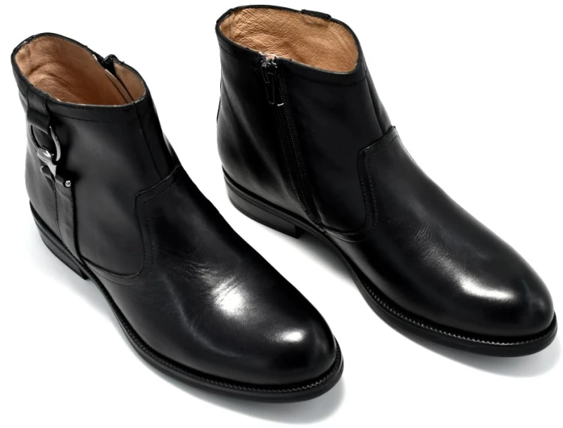 Μποτάκια Clyde 24