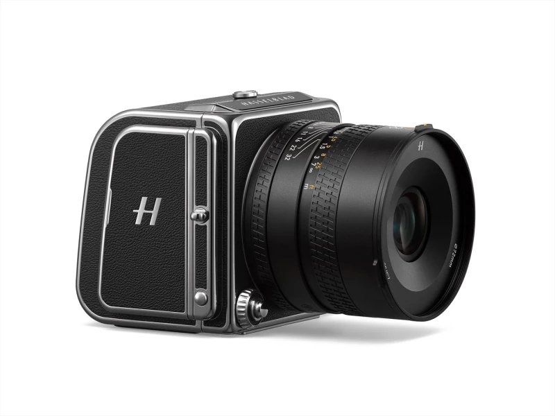 Hasselblad 907X & CFV 100C EU