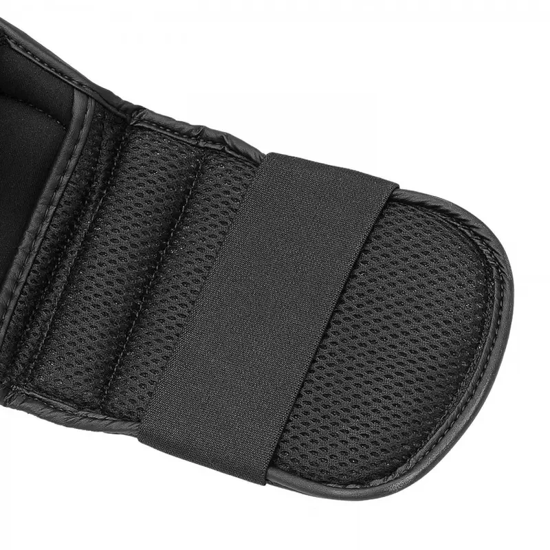 Επικαλαμίδες Κουτουπιέ Adidas COMBAT 50