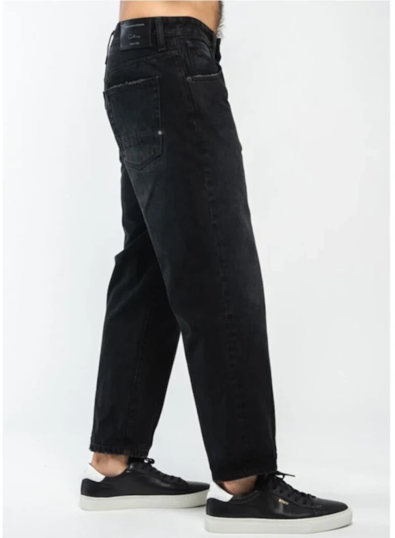Staff Frank Man Black Jean