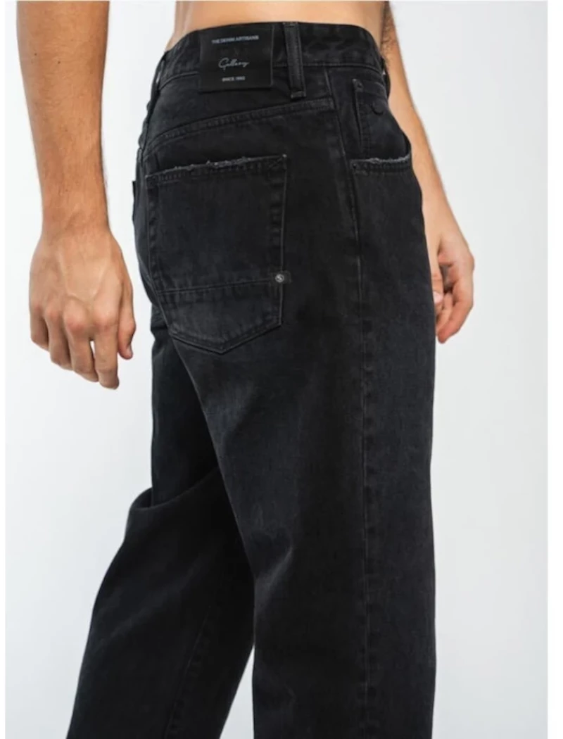 Staff Frank Man Black Jean