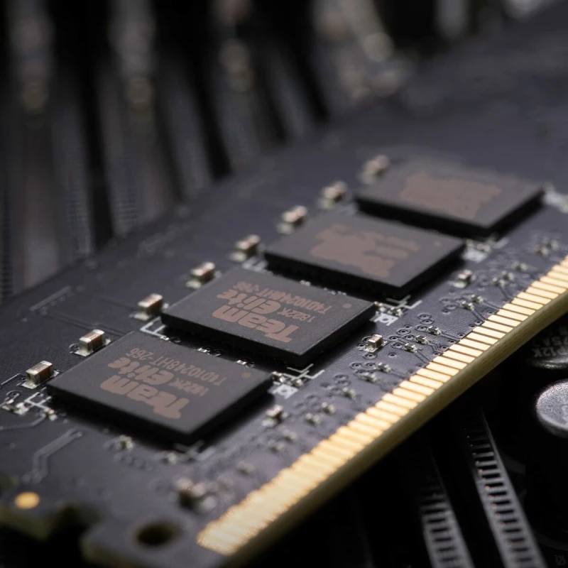 Μνήμη RAM Team Group TED516G4800C4001