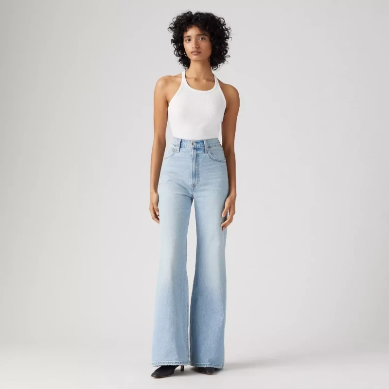 Levi’s® Woman Ribcage Bell Jeans