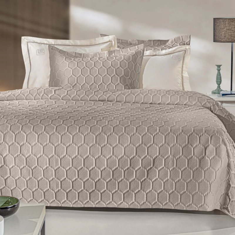 Κουβερλί Hive (Σετ 3τμχ) Taupe Guy Laroche Υπέρδιπλo 250x240cm Microsatin