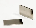 Μαγνήτης Παραλληλεπίπεδος 20x12x1mm Νεοδυμίου Δύναμη Έλξης 2,1kg
