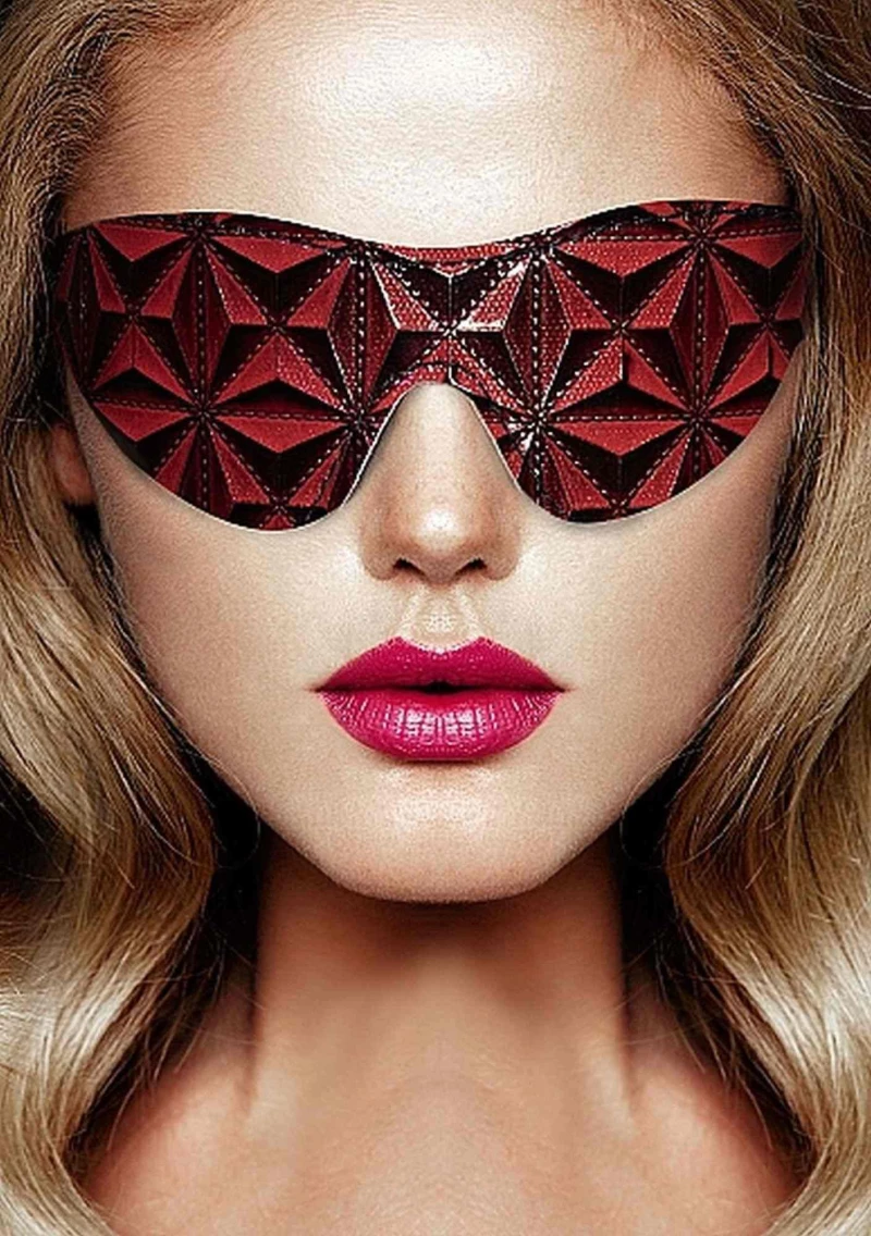 Shots Ouch! Luxury Eye Mask BDSM Μάσκα σε Κόκκινο Χρώμα