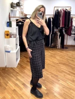 ΒΕΡΜΟΥΔΑ TWEED ΜΕ ΦΟΔΡΑ ΜΑΥΡΗ L9420 LUMINA