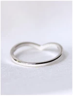 Λεπτό Ασημί Δαχτυλίδι Με Λαμπερές Πέτρες 527365-Ασημί