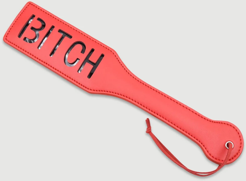 Δερμάτινο Paddle Με Χάραξη BITCH Domme Series Leather Paddle With BITCH Cutout – Κόκκινο