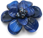 LAPEL PIN ΚΑΡΦΙΤΣΑ ΛΟΥΛΟΥΔΙ από πλαστικό σε μπλε αποχρώσεις.