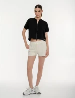 BDTK DEMURE SHORTS WITH BUTTON DOWN SIDES 1261-907405 1261-907405-00214 BODY TALK Λευκό