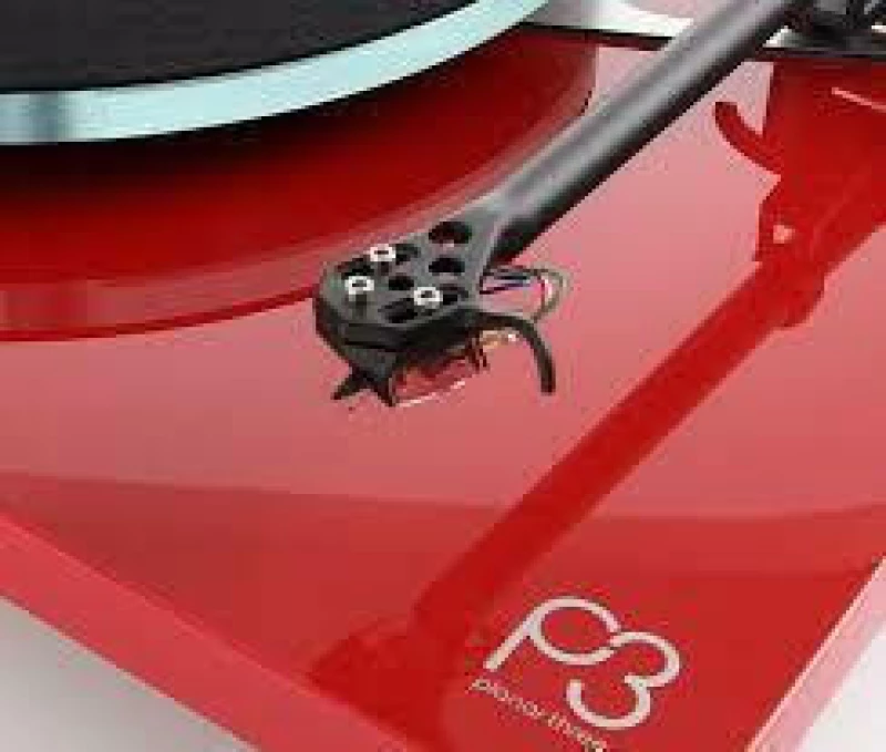 Rega Planar 3 Red