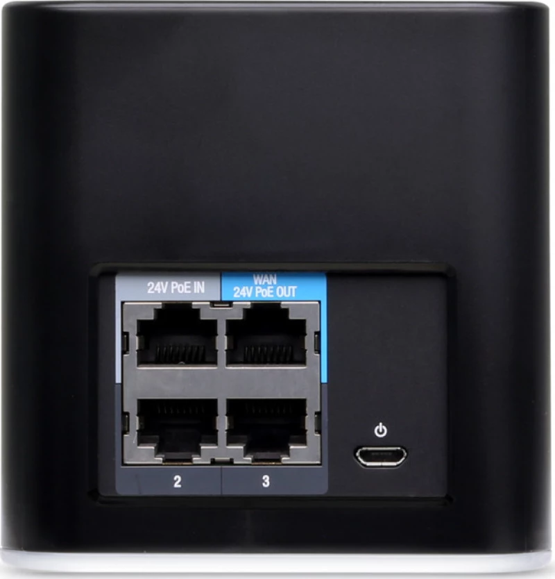 Ubiquiti Acb-Isp, Aircube Isp, 4Xethernet, 4Dbi, 22Dbm, 300Mbps @ 2.4Ghz, Poe Out