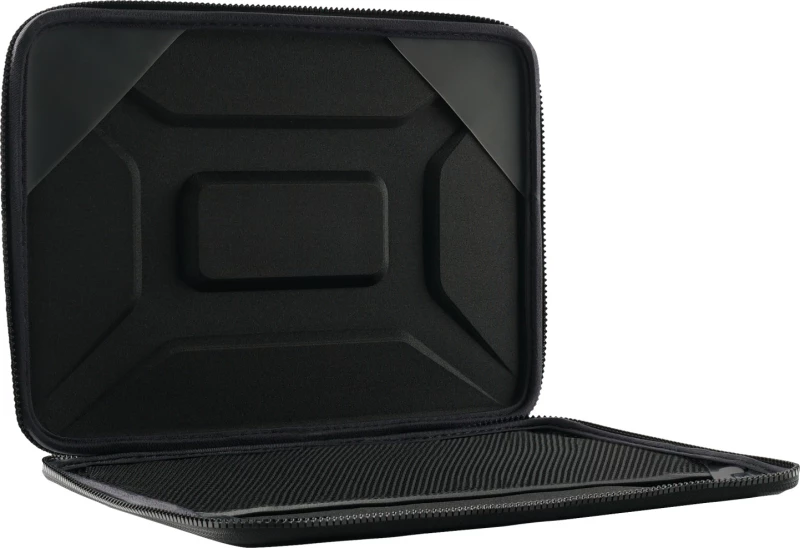 UAG Medium Sleeve 13"