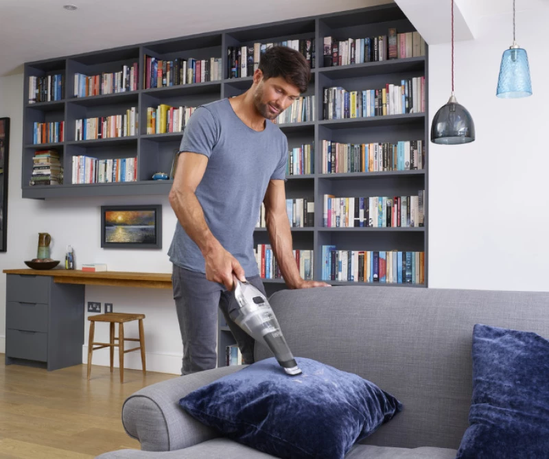 Black & Decker NVC 220 WC QW Επαναφορτιζόμενο Σκουπάκι 7.2V