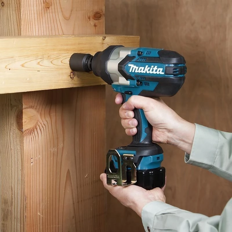Makita DTW1002RTJ 18V 2x5Ah