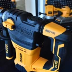 Ingco RH150028 Κρουστικό Σκαπτικό Ρεύματος 1500W με SDS Plus