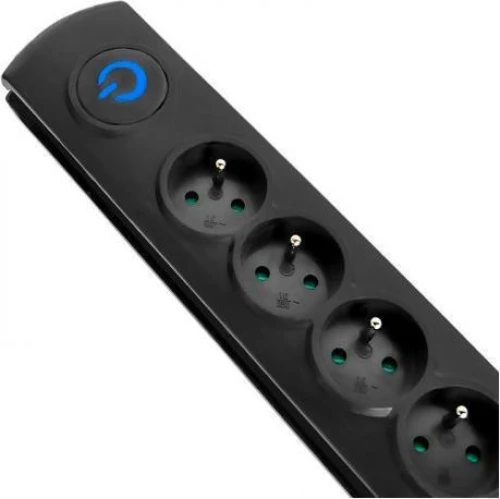 Qoltec 50112 Surge Protector 6 Ac Outlet(S) 230 V 3 M Black