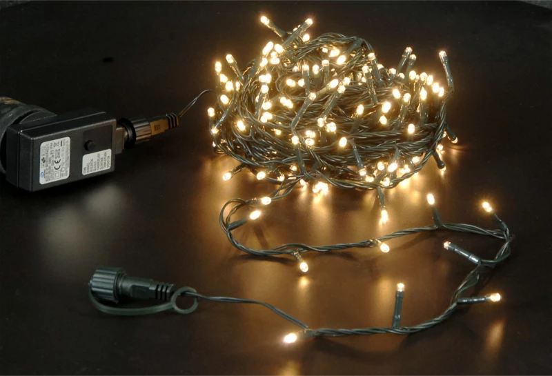 240 Λαμπάκια LED Θερμό Λευκό με Προγράμματα, Σειρά, Ρεύματος 15m 93-2373 XMASfest