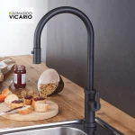 Armando Vicario Urban 400702-225