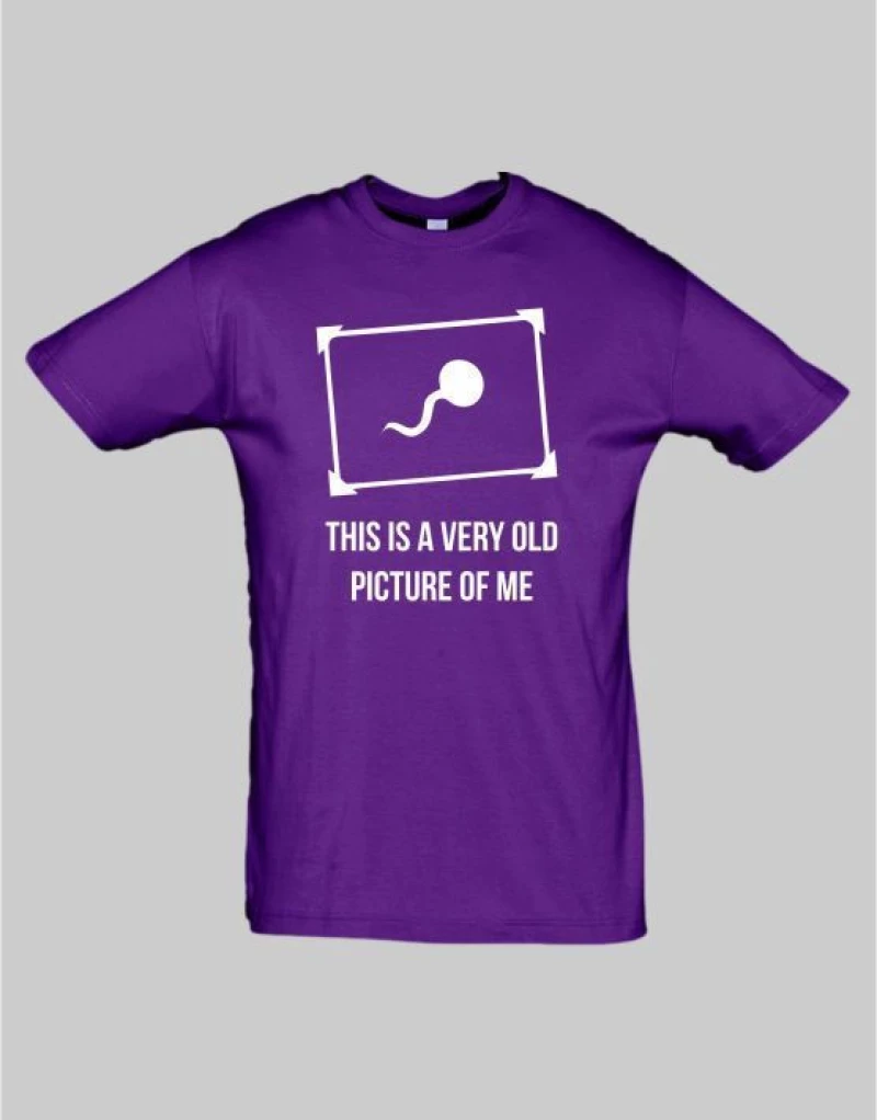 This is a very old picture of me t-shirt - BLACK