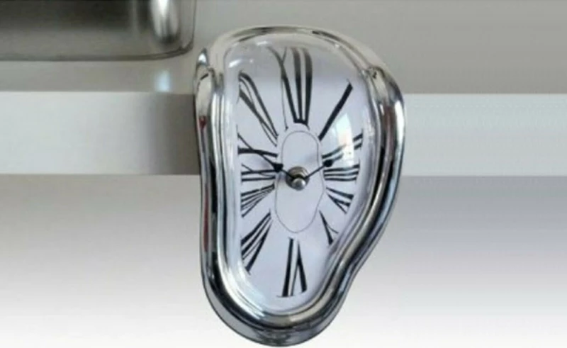 Ρολόι που Λιώνει - Melting Clock