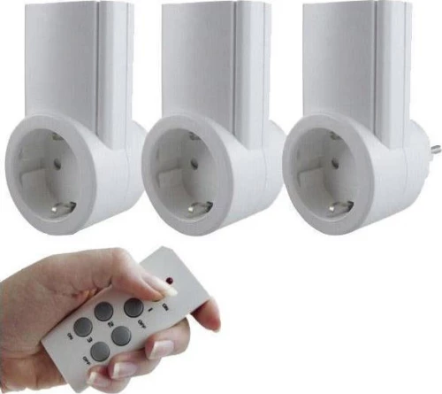 Smart Socket Rev Telecontrol 3+1: 3x Socket + 1x Remote control