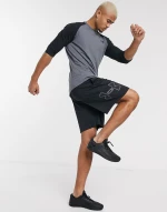 Under Armour Tech Graphic 1306443-001 Μαύρο