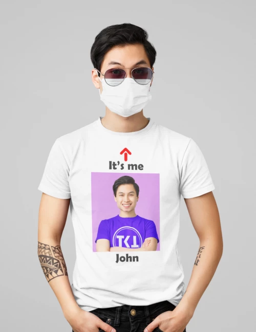 It's me t-shirt - WHITE