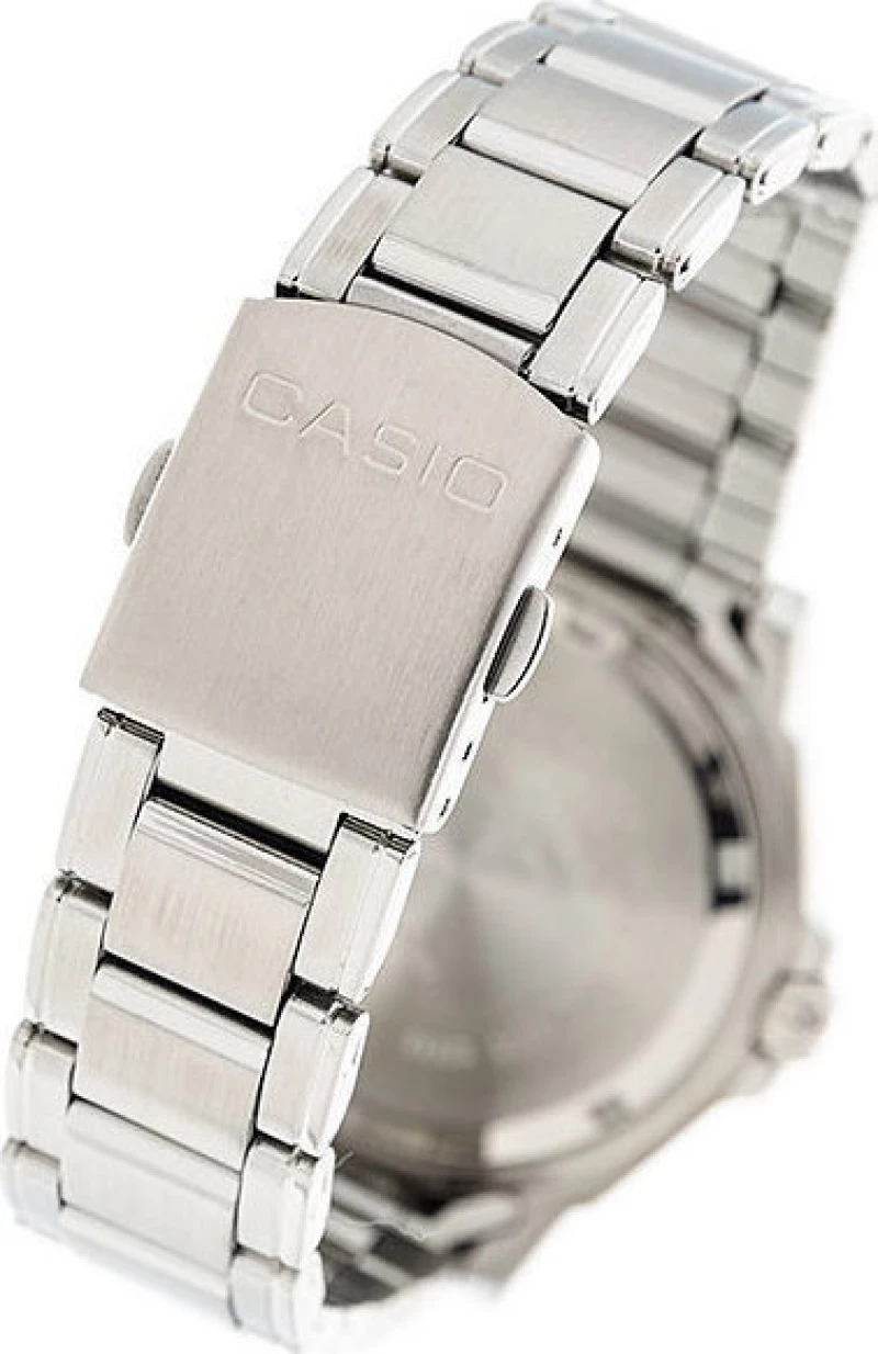 Casio Ρολόι με Μεταλλικό Μπρασελέ σε Ασημί χρώμα